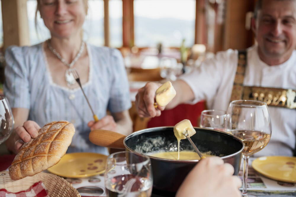 berghof_146_fondue.jpg berghof_146_fondue.jpg