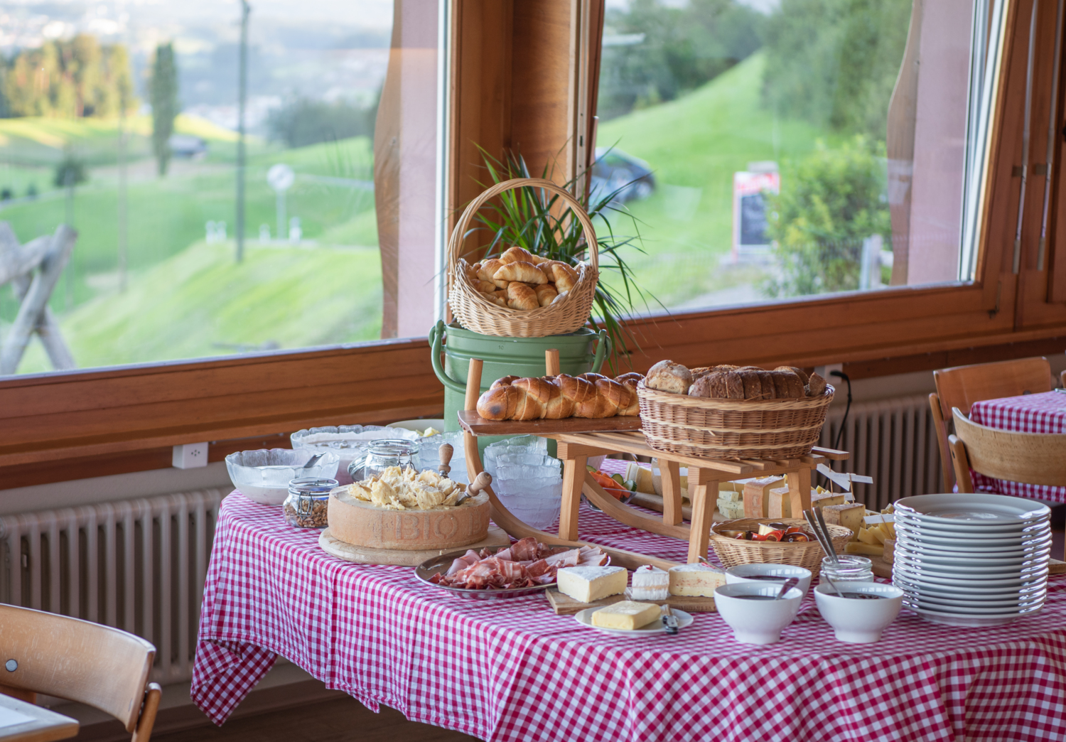 chaeser_zmorge_buffet.jpg